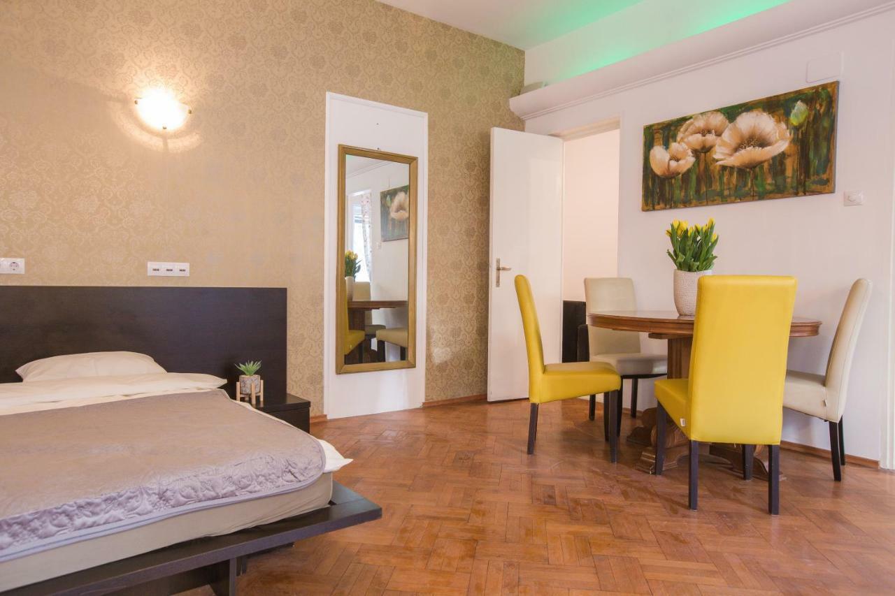 Apartamento Color Nicolae Tonitza St *
