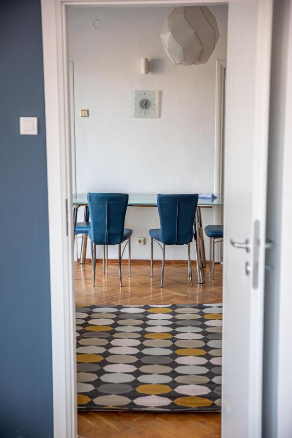 Apartment Color Nicolae Tonitza St
